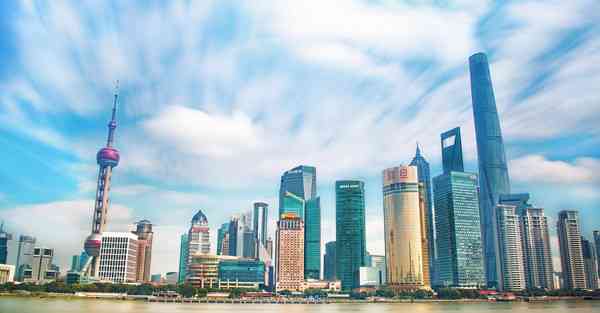 最有趣的人工智能机器人，最有趣的人工智能机器人作文