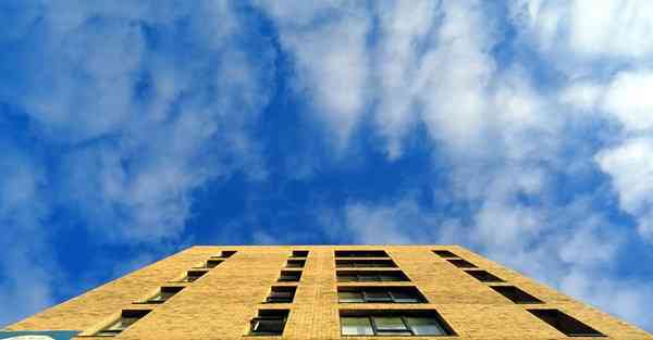 智能机器人加班