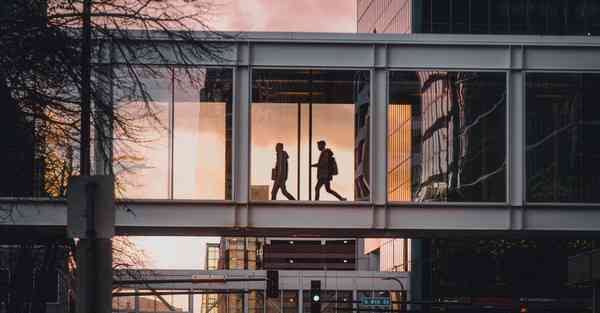 智能机器人艾美克未来产业的巨大潜力