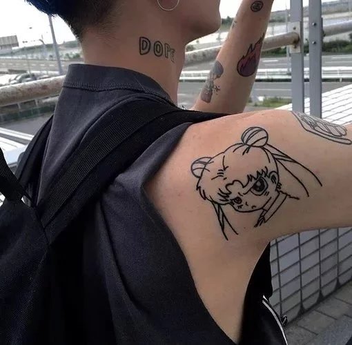 骆威茜克