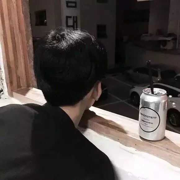 闻人乐锦春