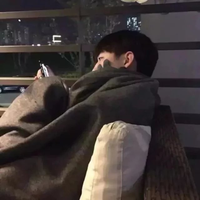 劳航进毓